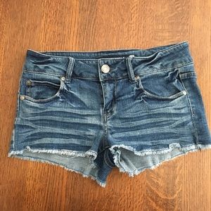 🔴 Celebrity Pink | Fringed & Denim Shorts